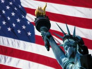 Эксперты предупреждают, что в США нарастают процессы, которые могут окончиться тем, что христианство окажется вне закона.