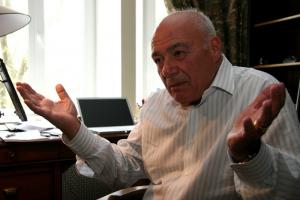Познер считает принятие православия одной из величайших трагедий России