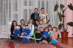 GraceChildren служили в детском доме Марьиной Горки