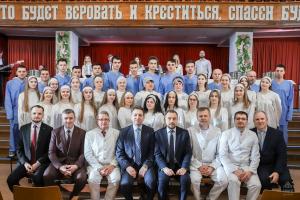 В церкви