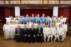 В минской «Благодати» прошло второе крещение в 2022 году